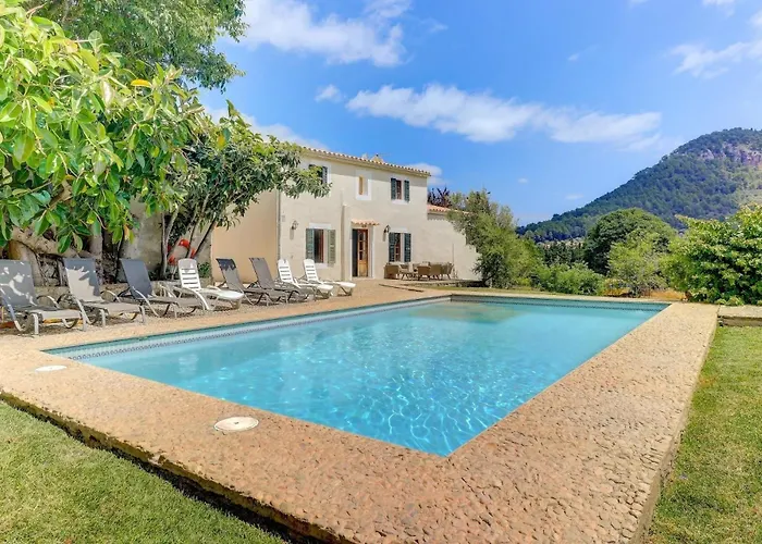 Ferienhaus Mit Privatpool Fuer 12 Personen Ca 240 Qm In Pollenca, Mallorca Nordkueste Von Mallorca