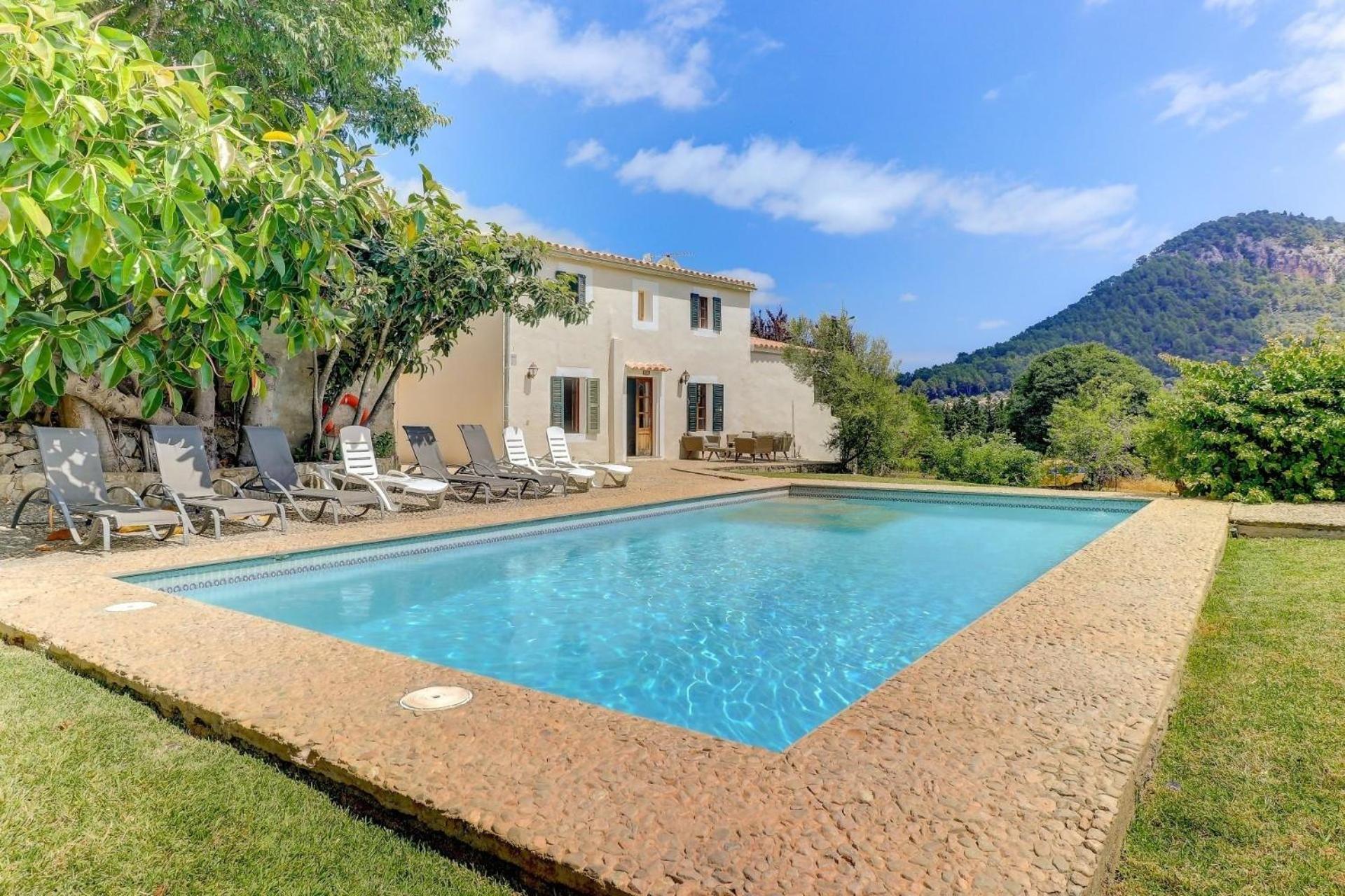 Mit Privatpool Fuer 12 Personen Ca 240 Qm In Pollenca, Mallorca Nordkueste Von Mallorca